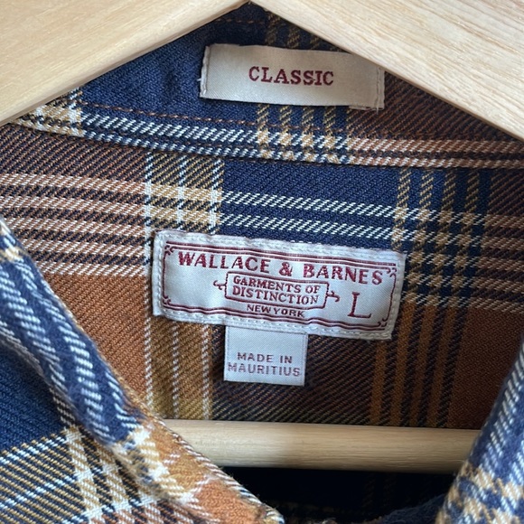 Wallace & Barnes (J. Crew) Men’s Medium Plaid Flannel Shirt Long Sleeved Classic - Picture 3 of 4